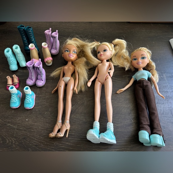 Bratz doll Lot